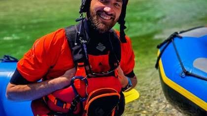 Kamera- und Drohnen-Ausrüstung von Back to Outdoor bei Dreharbeiten